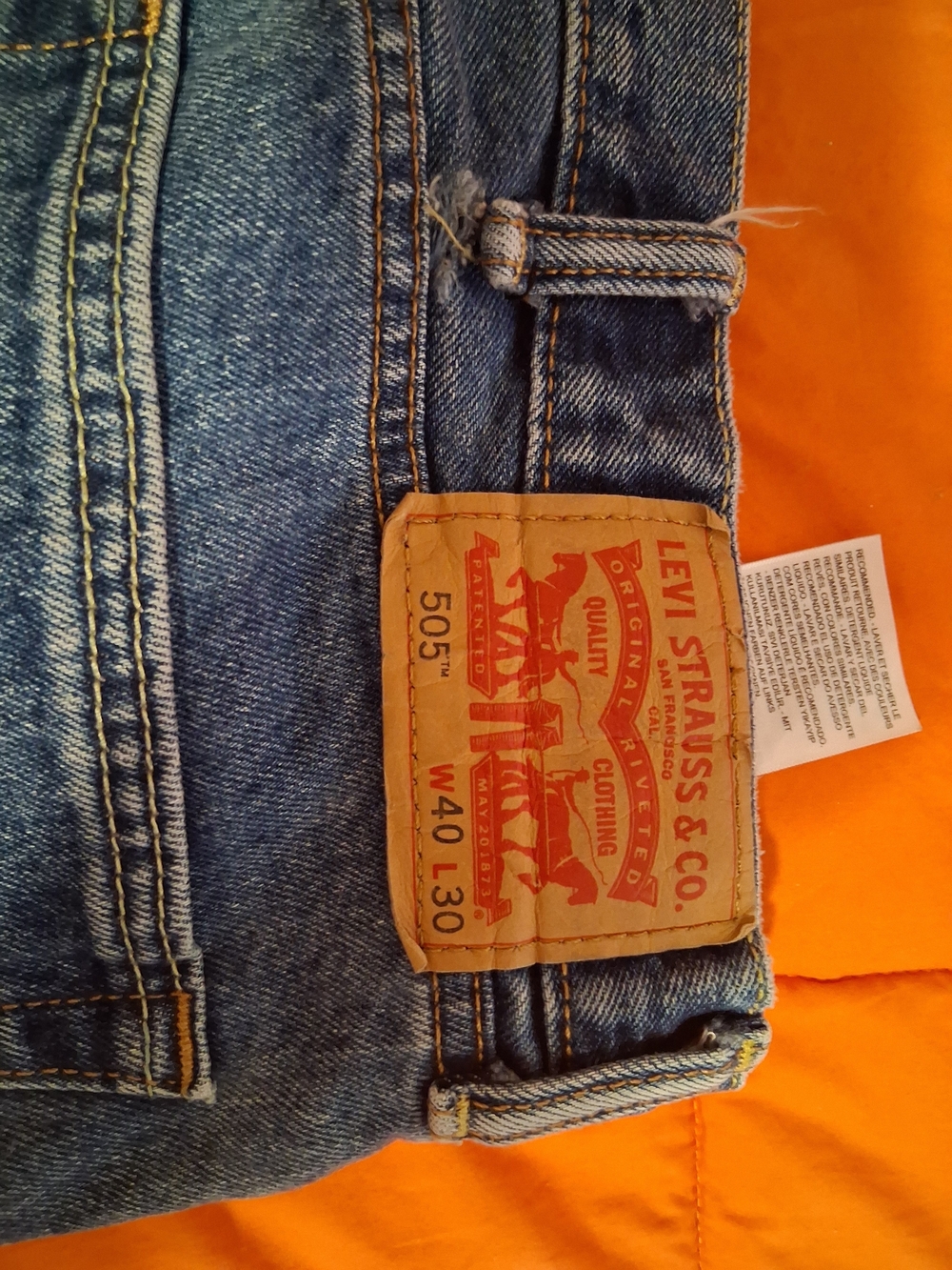 Levi Strauss Denim 505 Blue Jeans - Picture 4 of 9